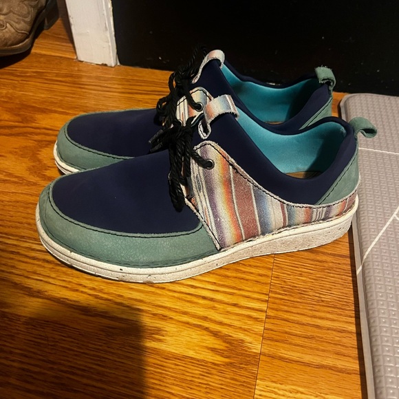 Justin Boots Shoes - Justin Multicolor Casual Shoes